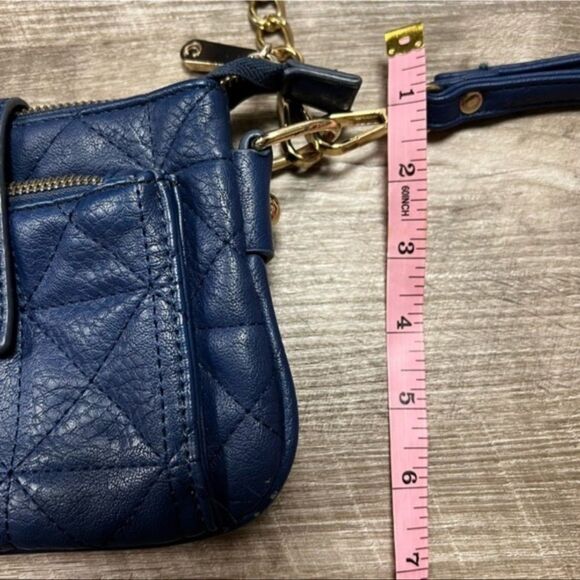 Charming Charlie Crossbody Bag - Picture 11 of 11